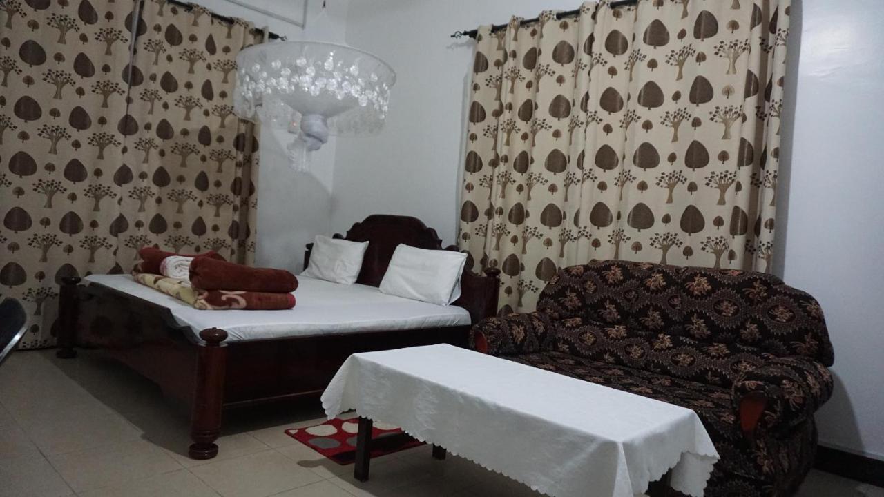 Leaders Lodge Kigoma Bagian luar foto